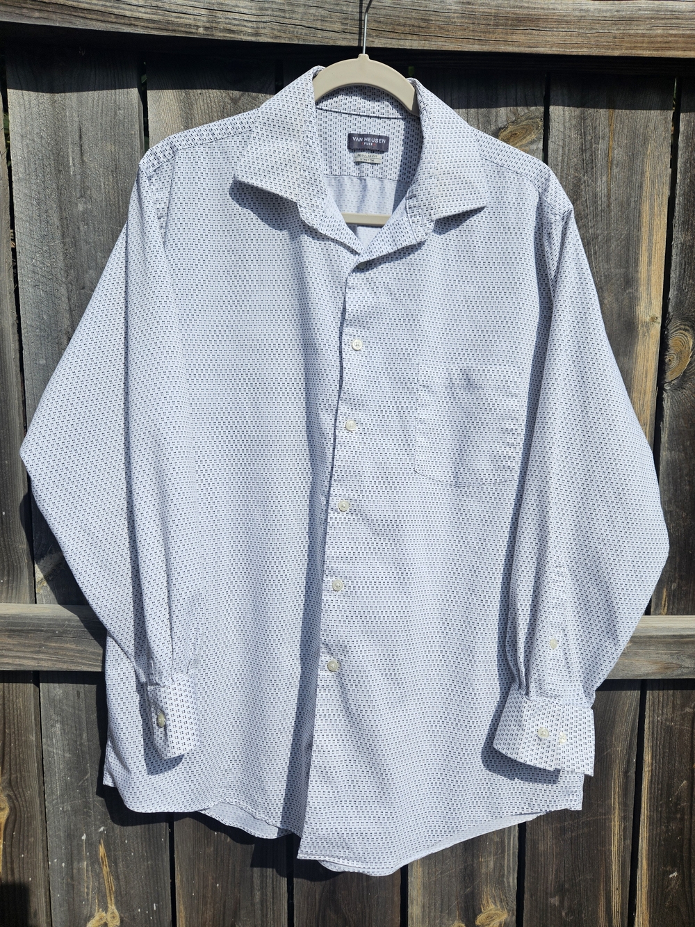 Van Heusen Flex Men's Button Dress Shirt SZ Large Neck 16.5 Stretch Geometric